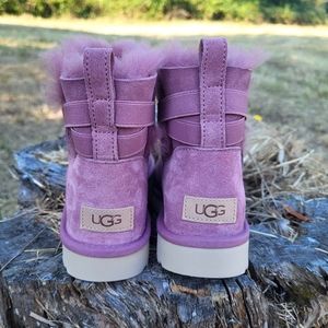 UGG Mini Bailey Flex boot Women sz 6